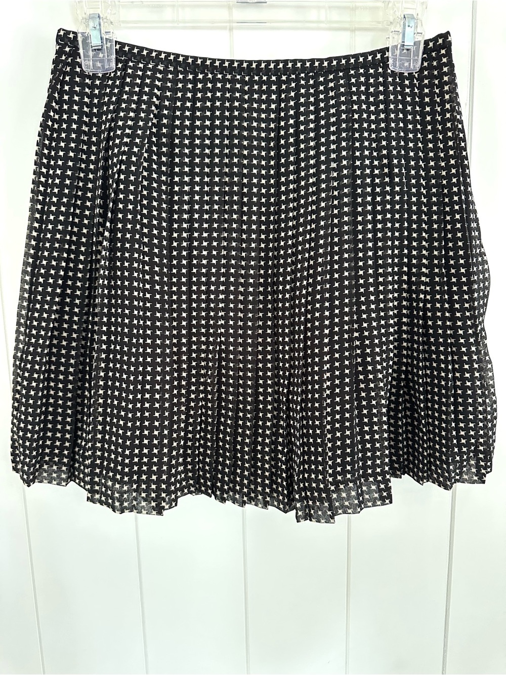 Madewell Black and White Patterned Mini Pleated Skirt